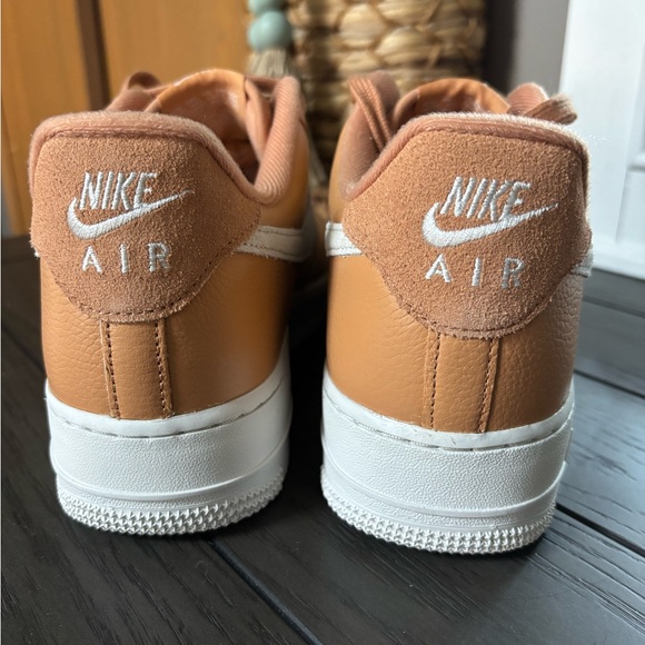 Air Force 1 ‘07 LX Nike Men’s 10 Women’s 11.5 Brand New! - Picture 8 of 11